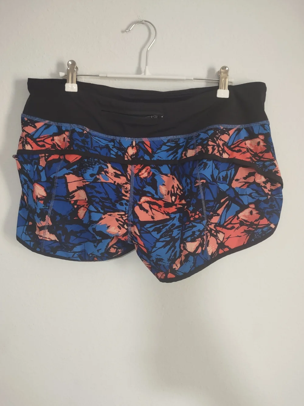 Lululemon Speed Short Blue & Coral Print Athletic Running Shorts